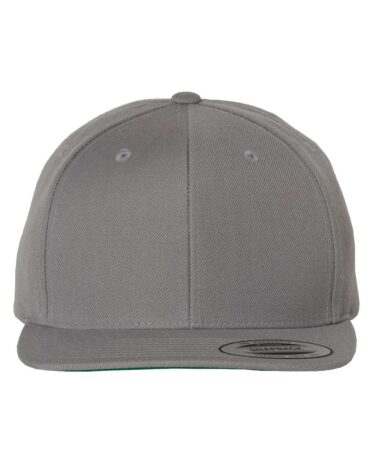 Yupoong Classics - Flat Bill Snapback Cap
